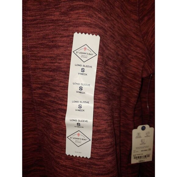 St. John's Bay Women's Size Small Burgundy Chambray Fleece V-Neck Sweater - Picture 5 of 7